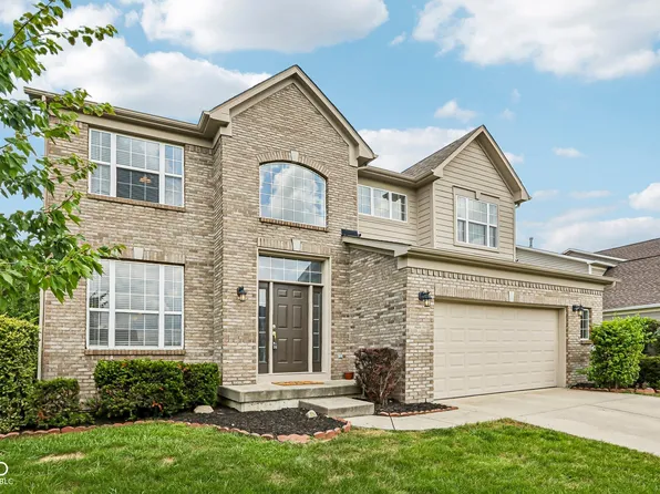 3992 Rowlett Pl, Carmel, IN 46074