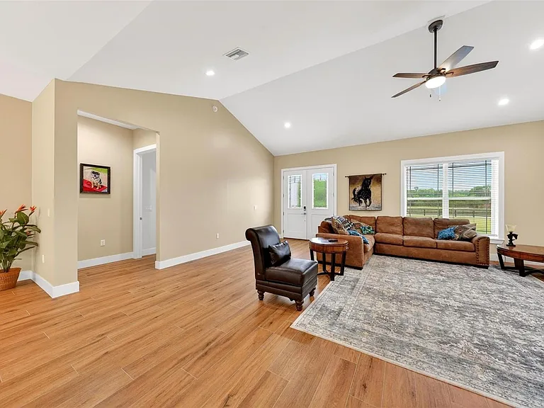 11257 NW 50th Ln — Photo 11