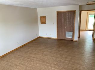 328 N Lakeland Dr #328, Lagrange, IN 46761