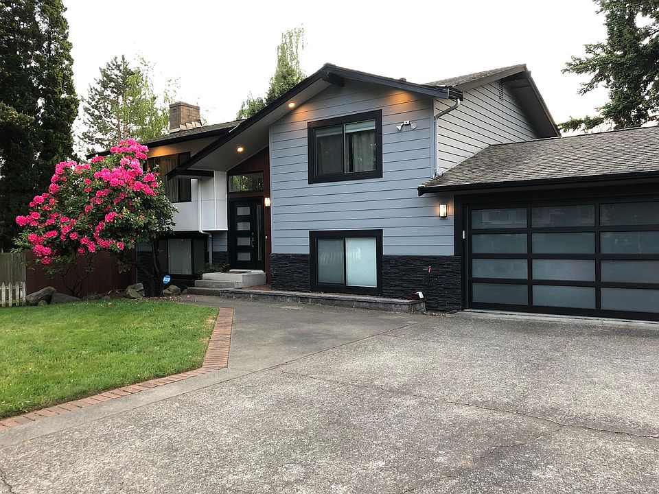 Front exterior view in the spring