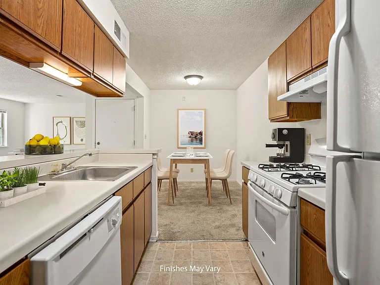 Beacon Hill and Great Oaks Apartments — Photo 54