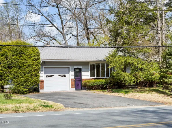 1611 Maple Hill Road, Castleton, NY 12033