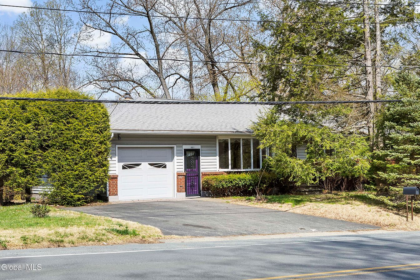 1st image of 1611 Maple Hill Road