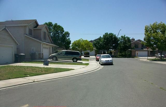 2nd image of 1504 Mawana Ct