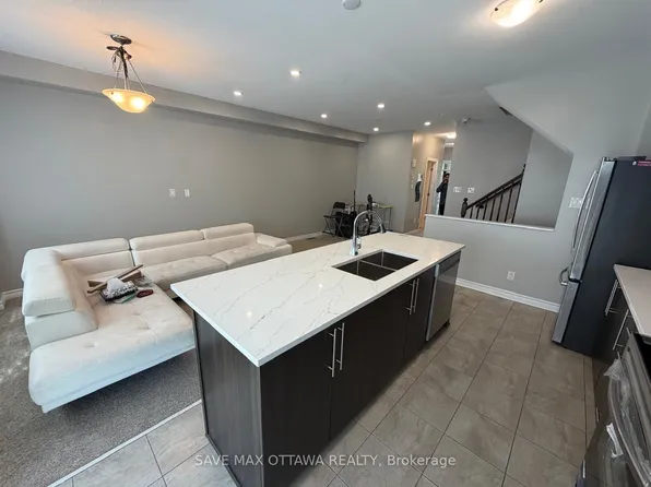 242 Yellowcress Way, Ottawa, ON K4A 1C3