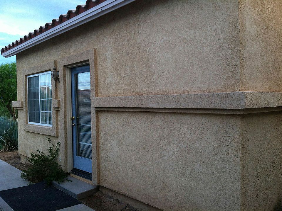 1st image of 2654 Clearwater Dr