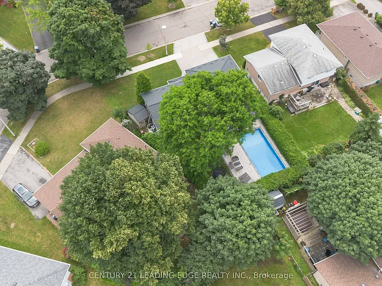 9 Trotters Ln — Photo 37