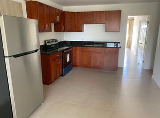 1011 Maluna St, Honolulu, HI 96818