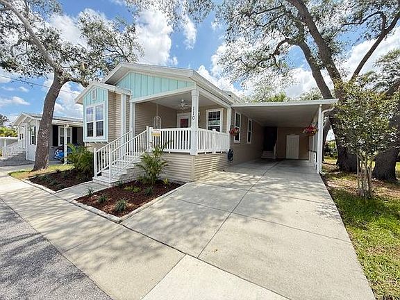 3rd image of 1415 Main St Lot 110