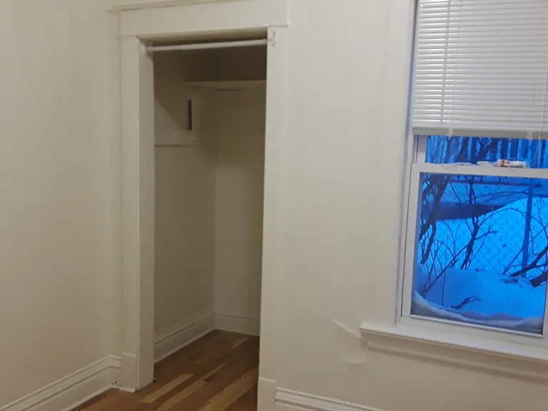 217 E 7th St #2 — Photo 11