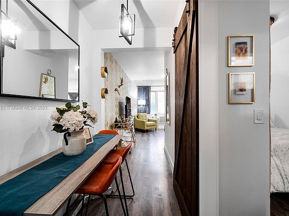 5th image of 1050 Pennsylvania Ave APT 12