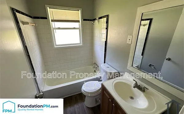 3276 Ashland St — Photo 8