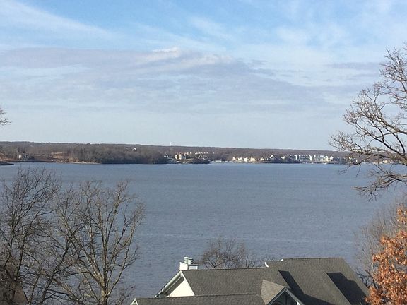 Main Channel Lake Views!