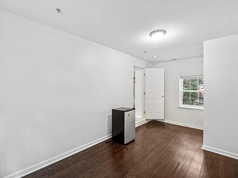 4813 Calvert Rd #D — Photo 5