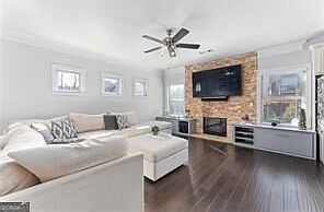 4th image of 4410 Mossbrook Cir