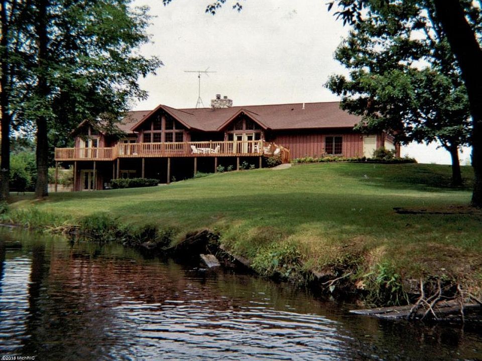 1st image of 34577 N Riverview Dr