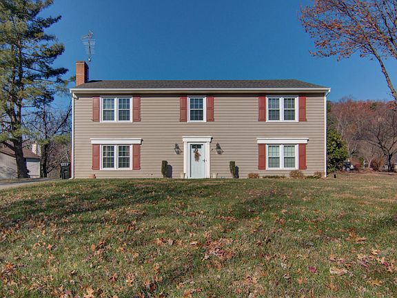 4th image of 6607 Old Barn Cir