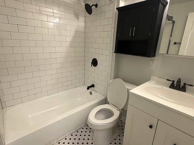 3536 Stettinius Ave #7 — Photo 6