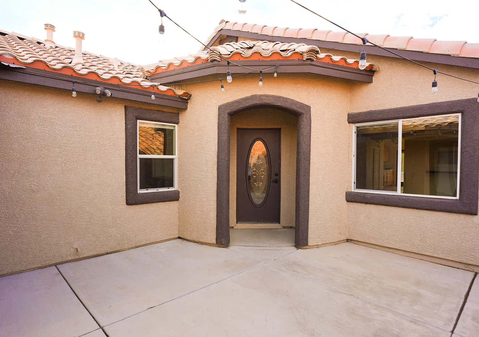 4 bed, 1899 sqft, $2,995 — Photo 4