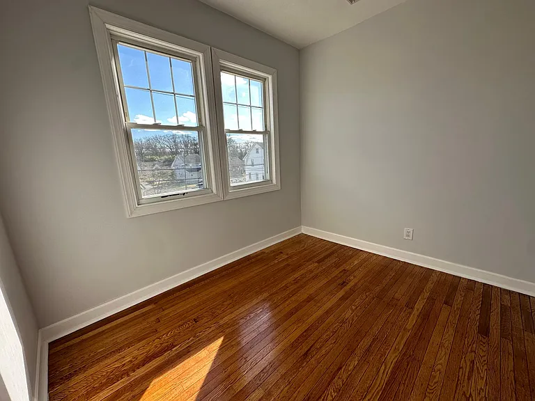 300 New Jersey Ave — Photo 14