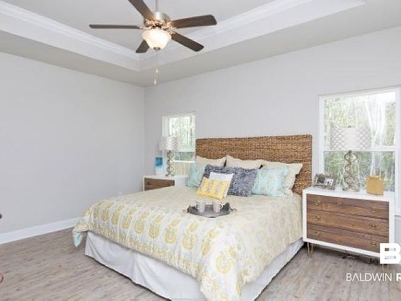 3rd image of 1129 Pencarro Blvd