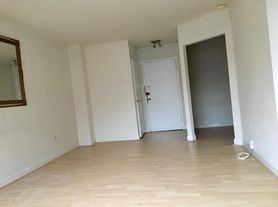 1121 Arlington Blvd