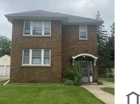 2305 10th St #2, Rockford, IL 61104