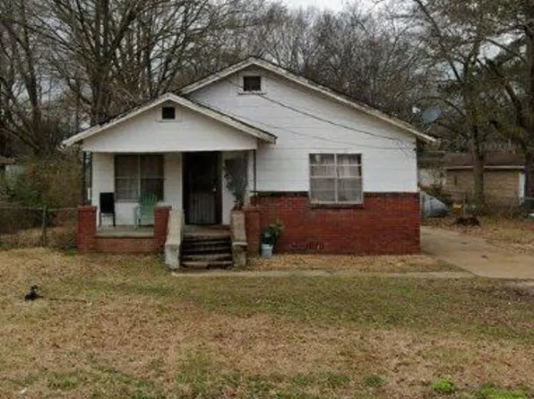 381 Martin Luther King Dr, Canton, MS 39046