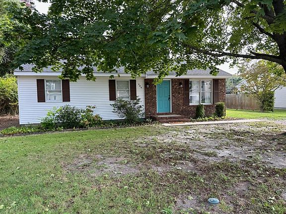 2nd image of 104 Halsey Dr