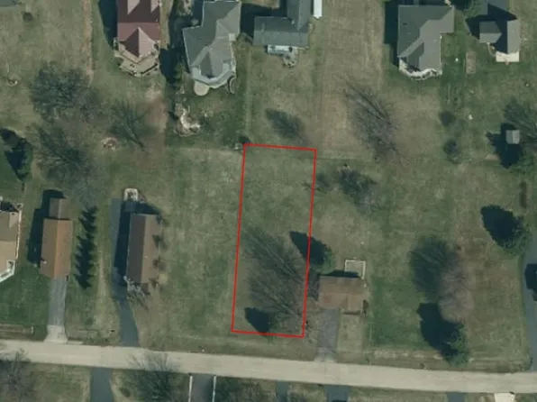 965 Breckenboro Rd, Davis, IL 61019