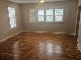 855 S 40th St #1, Lincoln, NE 68510