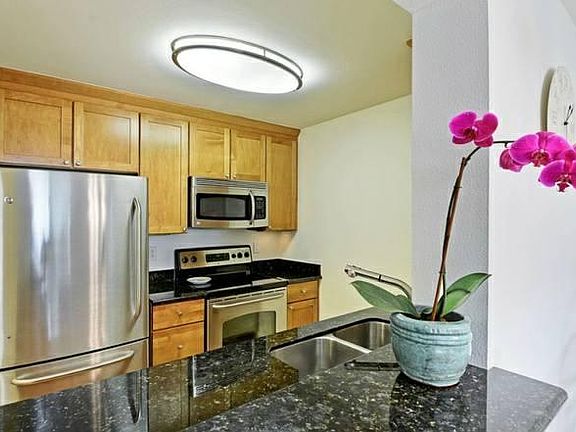 5th image of 502 141st Ave SE APT 51