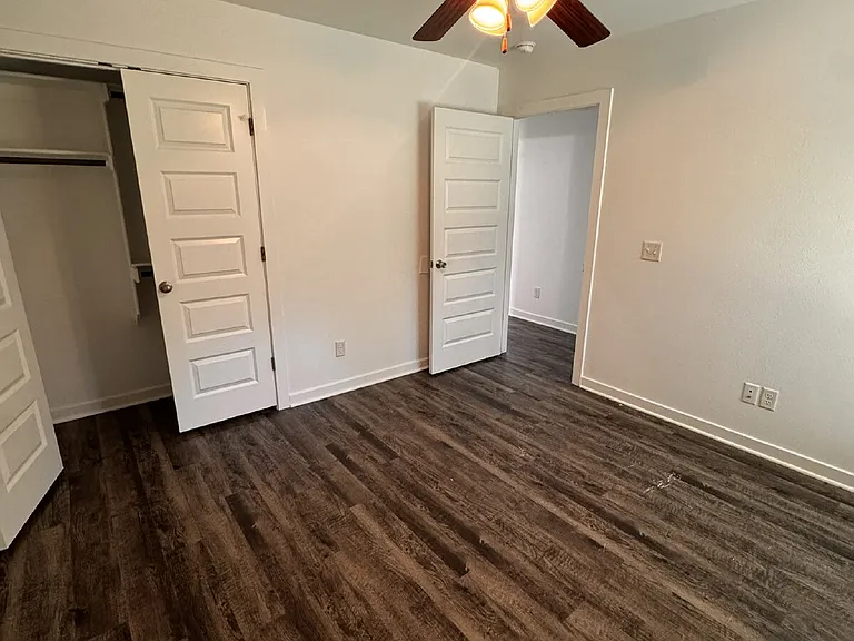 321 Westbrook Ct #3 — Photo 12
