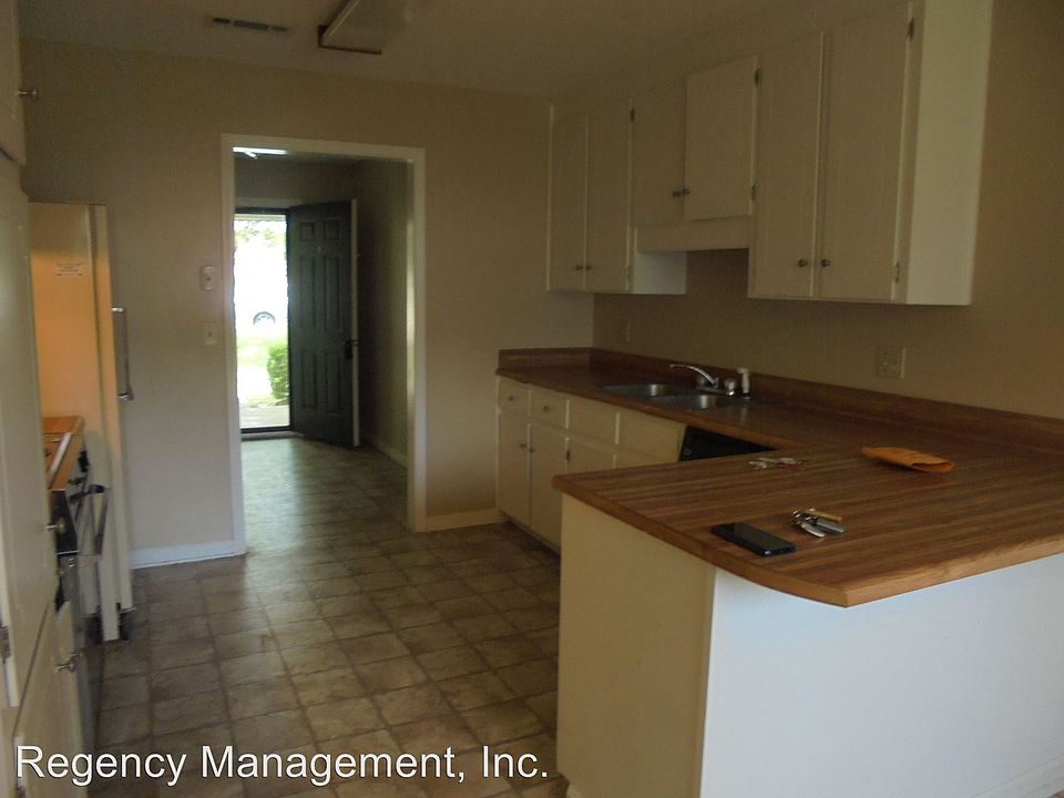 103 Arapaho Ct, Enterprise, AL 36330 Zillow