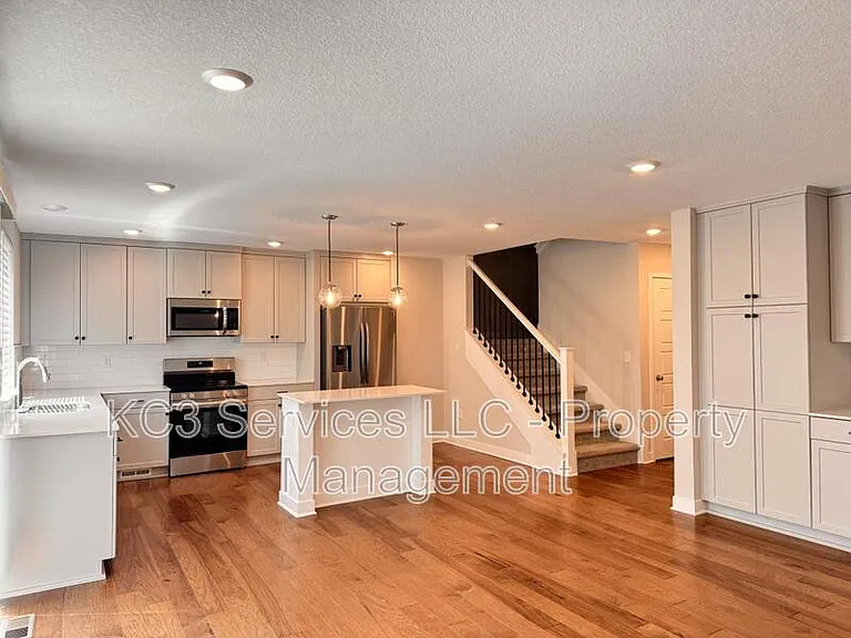 3716 SW Maryville Pl — Photo 5