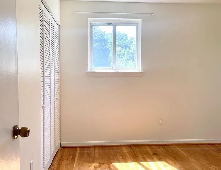 Master bedroom - 1