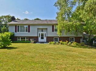 1504 Gale Dr, Effort, PA 18330