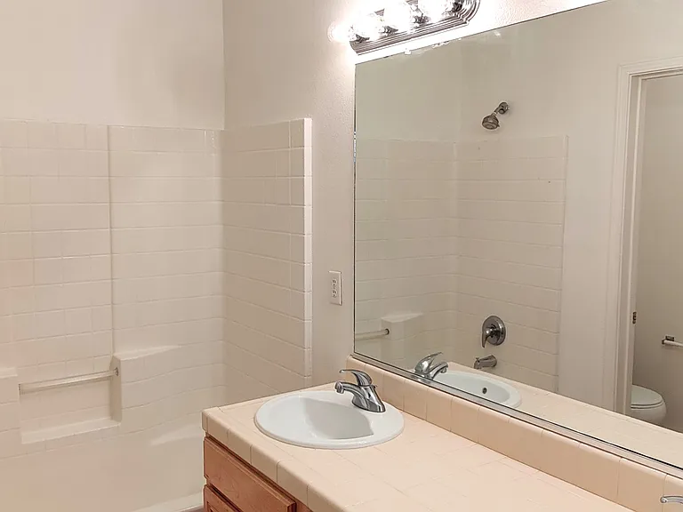 60 W Brittany Ln — Photo 28