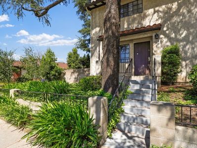 161 W 9th St APT 6, Azusa, CA, 91702