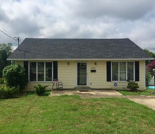 1st image of 2029 Fort Robinson Dr