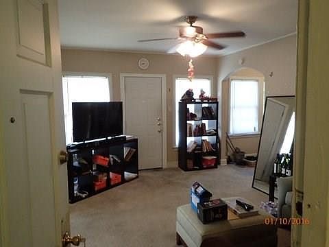 3rd image of 5800 Vickery Blvd APT 4