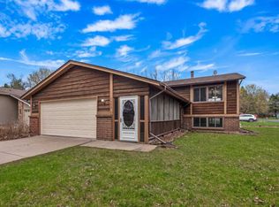 7900 Fairfield Rd N, Brooklyn Park, MN 55444