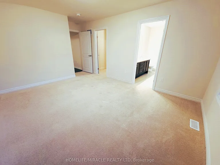 15 Copeman Ave — Photo 14