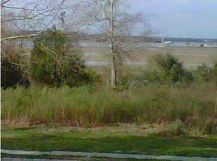 3089 S Shore Dr, Charleston, SC 29407
