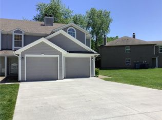 6103 NE Moonstone Ct #22C, Lees Summit, MO 64064