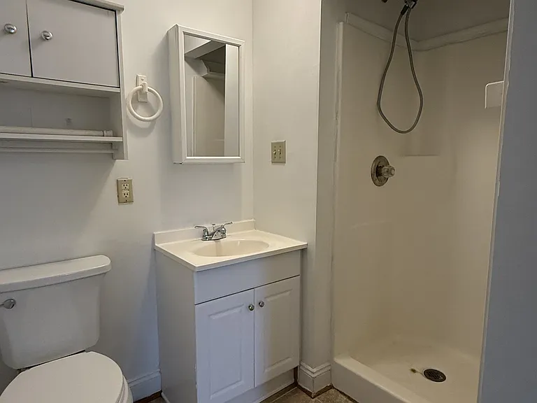 296 Main St #3 — Photo 6