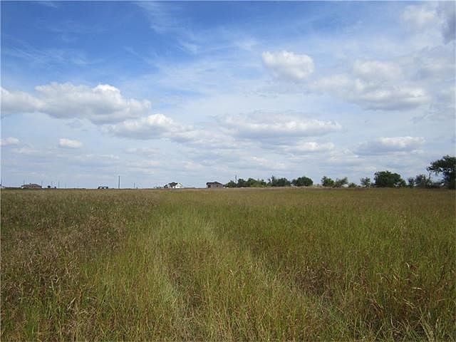 2nd image of 1110 County Road 126