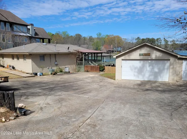 562 Cove Dr, Eclectic, AL 36024