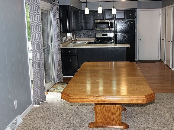 5th image of 50 Lana Lane Ct NE