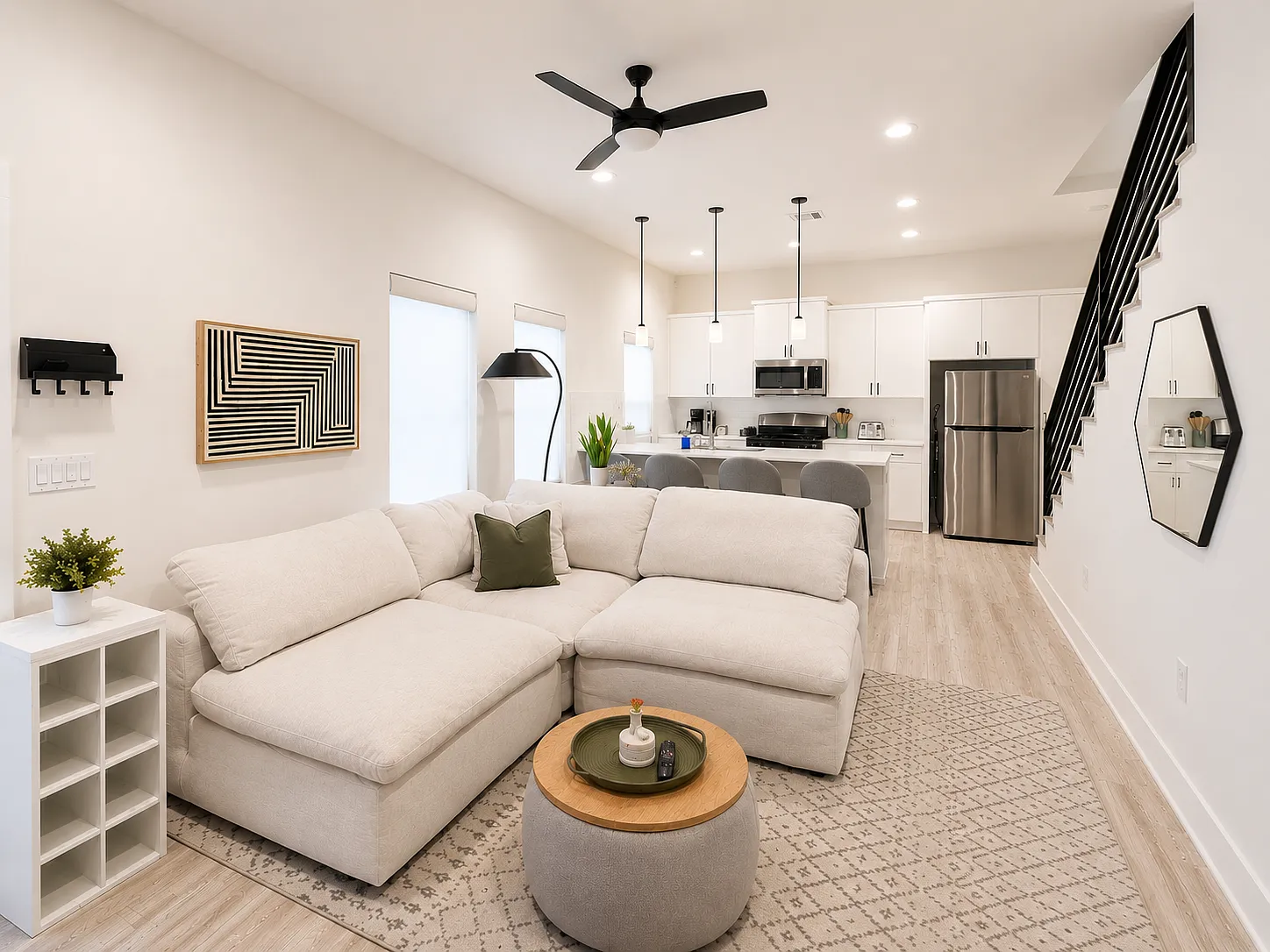 2 bed, 2.5 bath, 1132 sqft, $2,695 — Photo 4